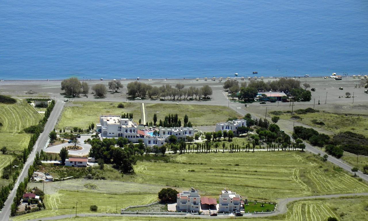 Ampelia Seaside Resort Jenadi Zewnętrze zdjęcie