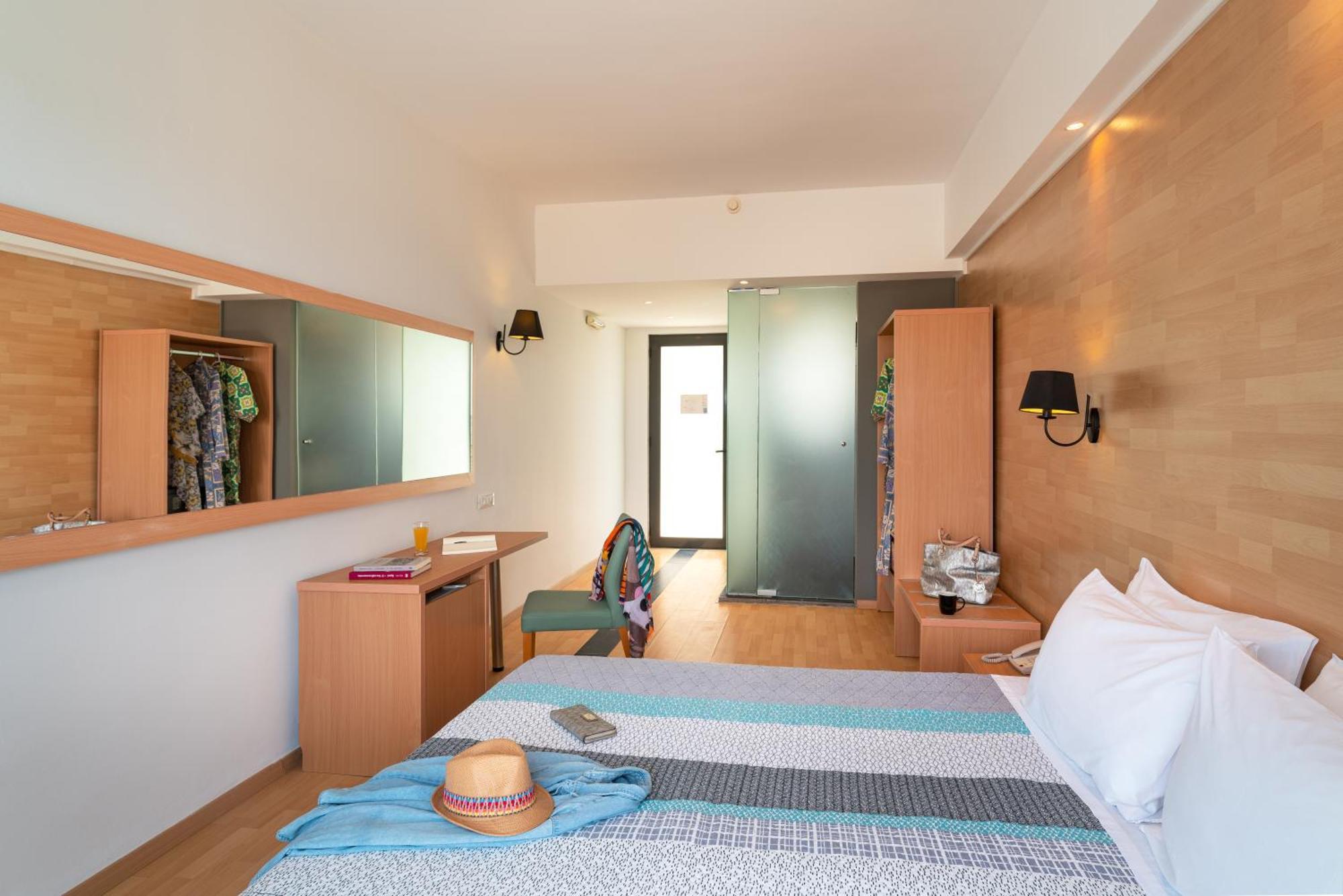 Ampelia Seaside Resort Jenadi Zewnętrze zdjęcie